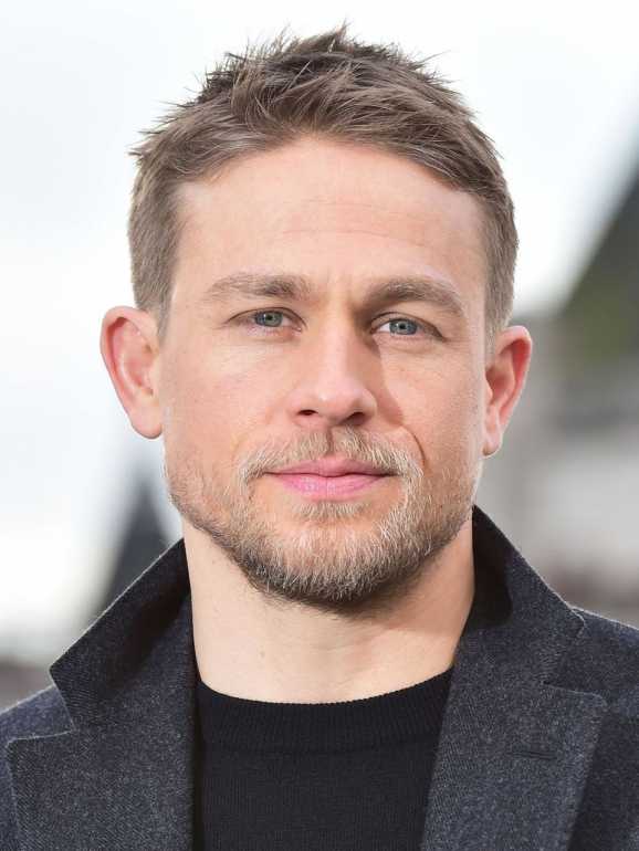 charlie-hunnam_26.jpg.a10a8112db7ecbb722936735ce0ce9f6.jpg