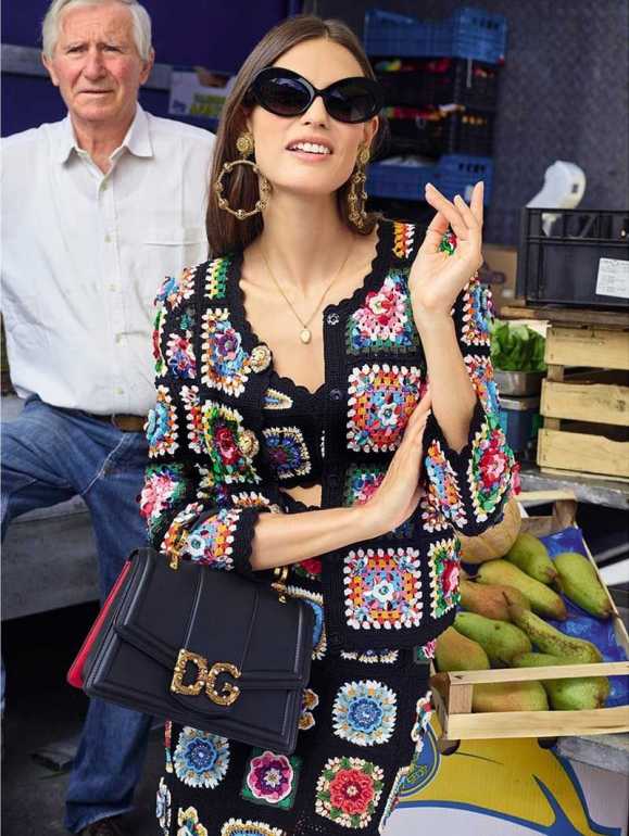 6648da9672ef5_1666112842_41-mykaleidoscope-ru-p-dolche-gabbana-vkontakte-41(1).jpg.1162b3e3309e052a3f02ef404d65b879.jpg