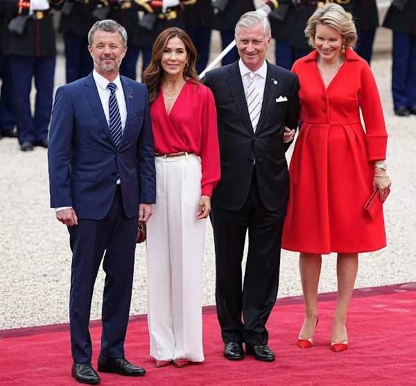 royal-2_edit_637076988072579.jpg.c1c31ede44e27f28967dde79551c3082.jpg